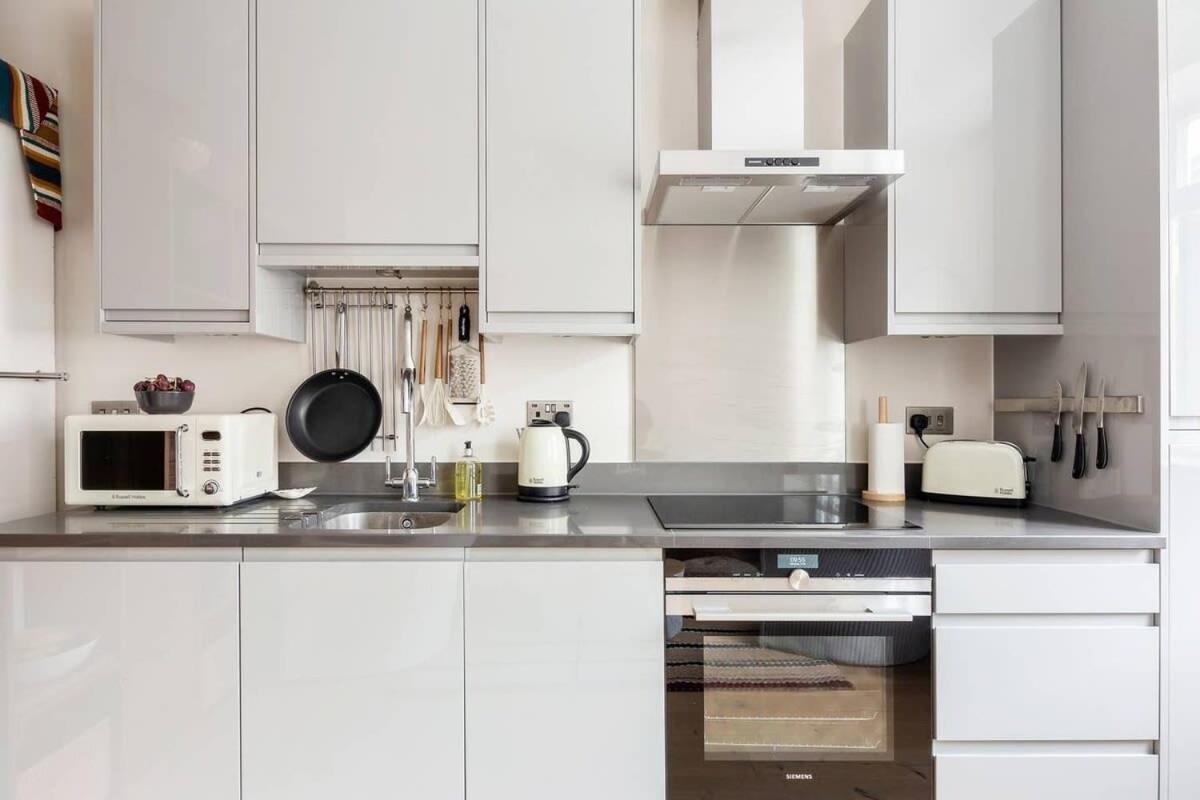Large Luxury Studio In Heart Of Richmond Richmond  Bagian luar foto
